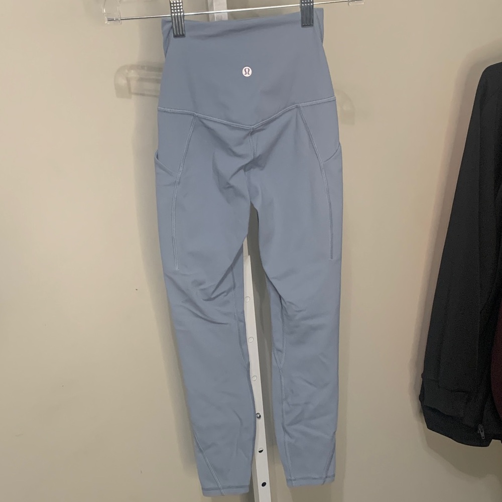 lululemon athletica aligns (square dot) Hr with pockets size 0